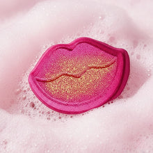 Luscious Lip Bath Bomb